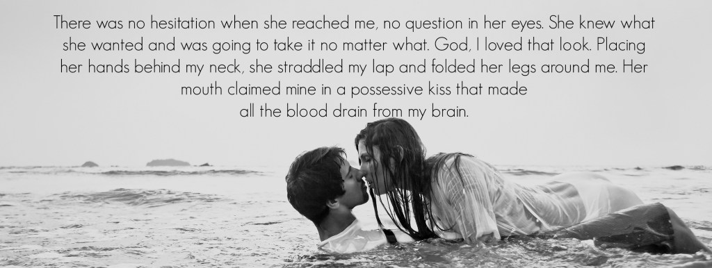 sex on the beach, young couple kissing in the water, black and white